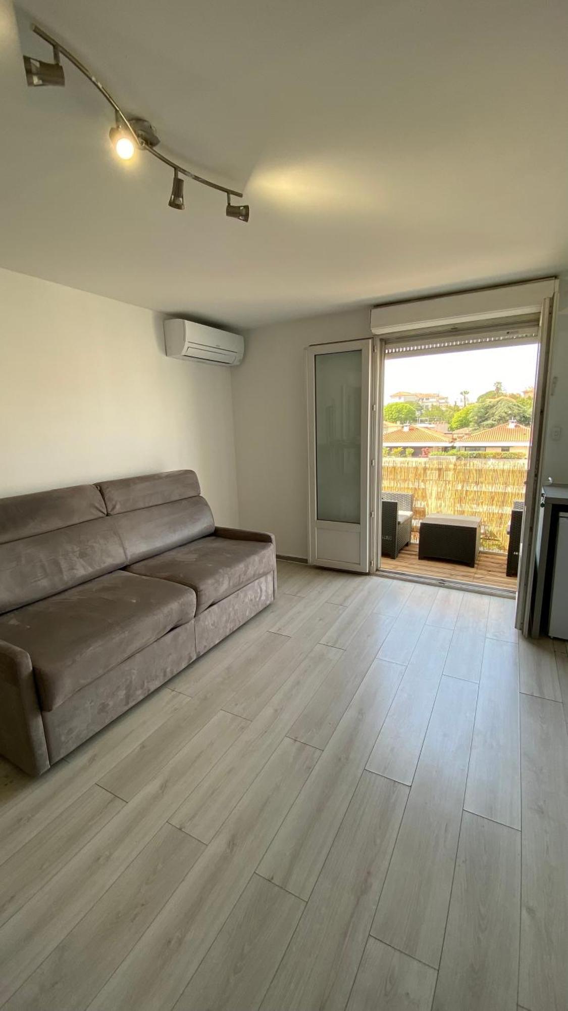 Superbe Studio Proche Palais Et Plages A Pieds Cannes Ngoại thất bức ảnh